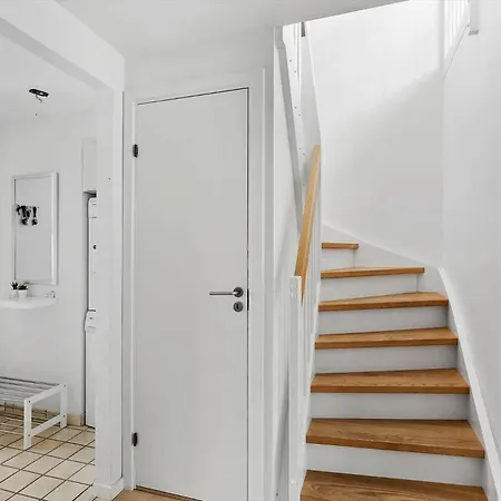 M318-vaeggerlose-marielyst-strandvej-63-s 度假居